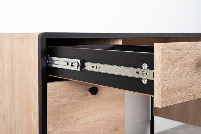 Брюс Стол письменный 12.157, цвет чёрный/Battle rock Santiago/столешница МДФ ель карпатская, ШхГхВ 130х62,6х75 см., универсальная сбока