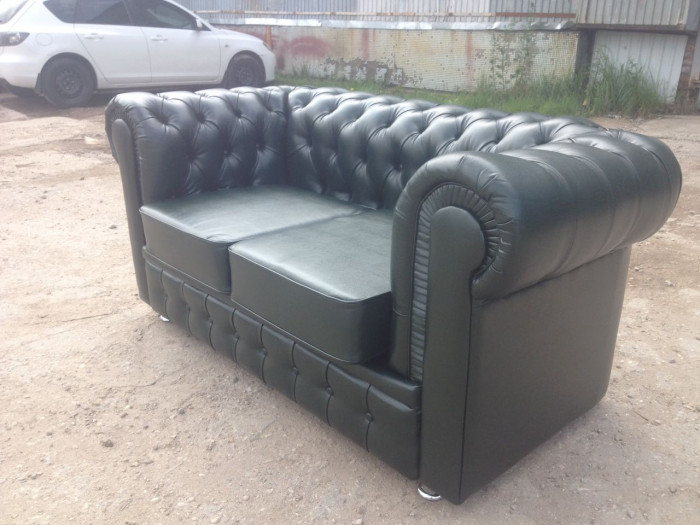 Диван Честер 2- х местный,  зеленый